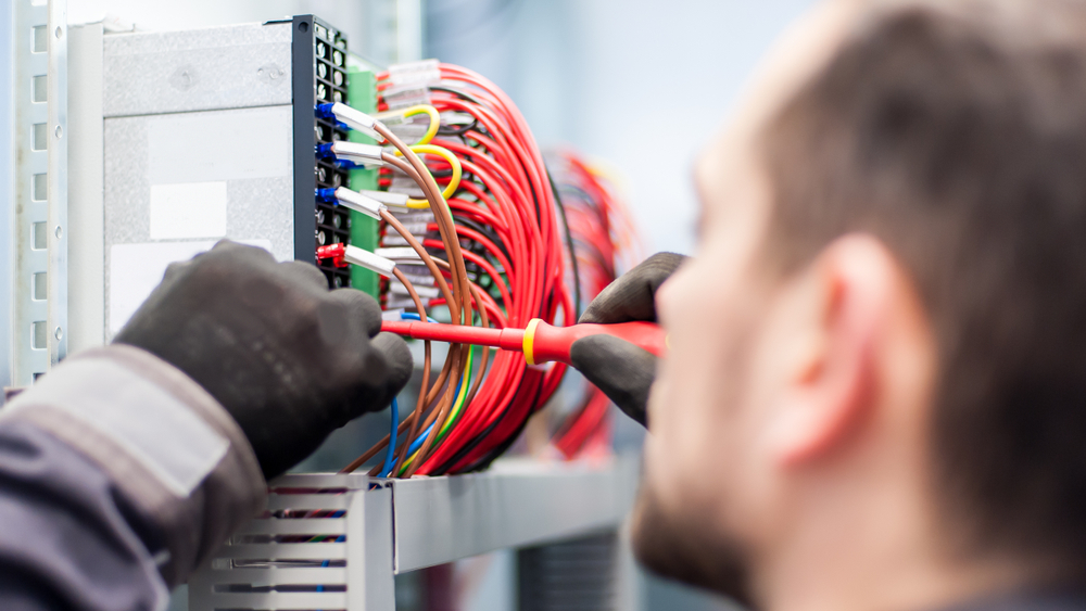 Electrician performing EICR